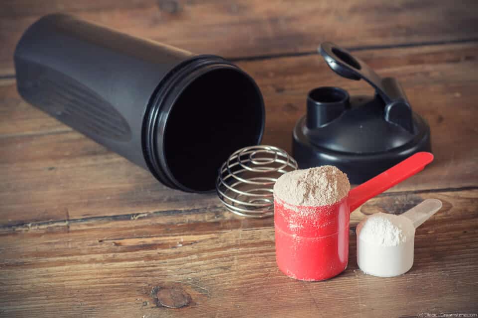 Pre-workout supplement shaker bottle